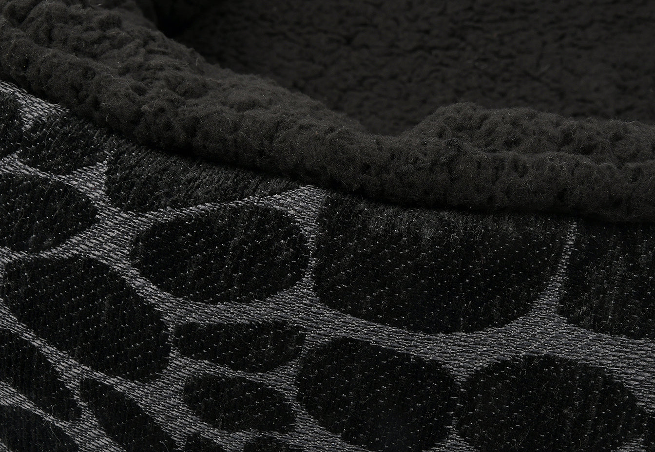 Feline Frenzy Donut Cuddler Bed - Image 10